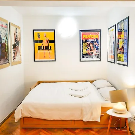 Central Park Hollywood Apartment-2