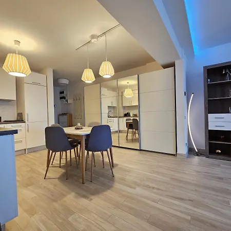 Central District Cuza 99 Apartment-3