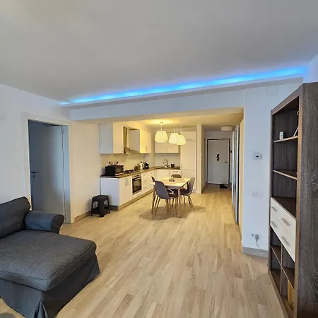 Central District Cuza 99 Apartment-2