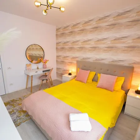 Bucharest Apartment - Private Parking-3