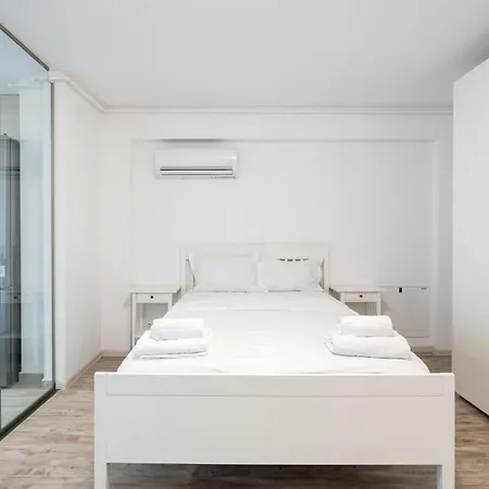 Kondo 9 - Stylish Studio In Roka Residence-2