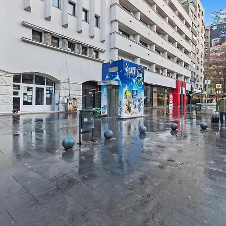 Penthouse Romana-3