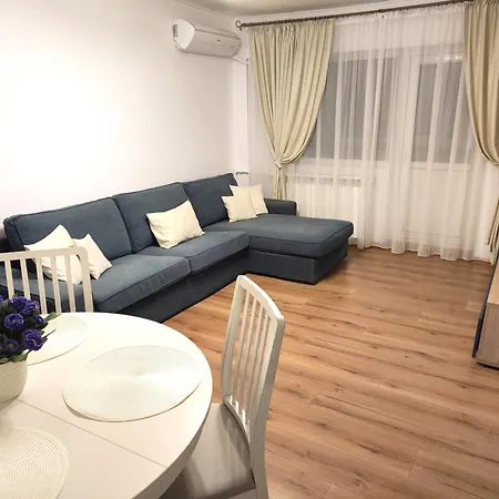 Platinum Apartment - apartament cu 3 camere, 2 dormitoare, 2 bai, bucatarie complet utilata, 2 balcoane-2