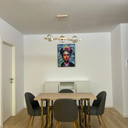 C-Entral Apartments Bucharest With Private Parking-3