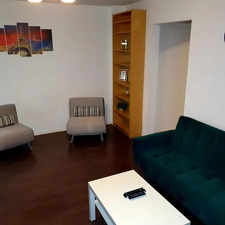 Ultracentral Apartment - "Saint Anthony" Church & Old Town View-2