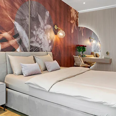 One Luxury Apartments-3