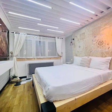 Arthitekt - Stylish 1Br Near Afi Cotroceni-3