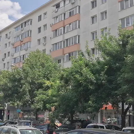 Bucharest central majestic apartment-2