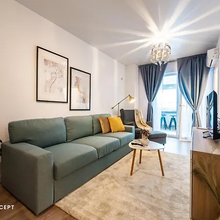 Central Residence Apartment 711 B2-2