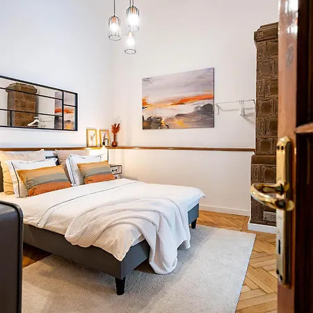The- Point- 3Br Bright Cloud-3