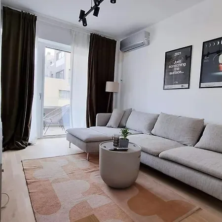 Urban Studio - Central Condominium-2