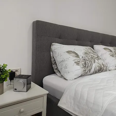 Dream Confort - Bucharest Hideaway-3
