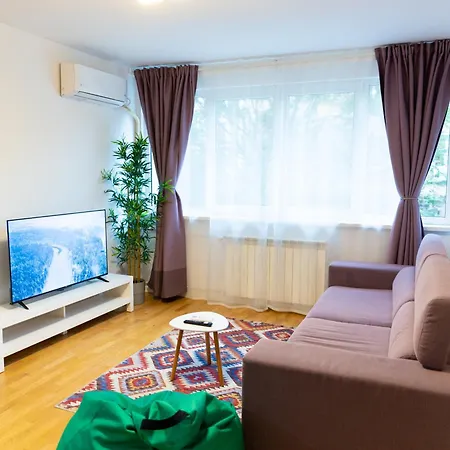 Old Town Central Oasis - Secured Parking Nearby - Self Check In - Metro Station At 1Min-3