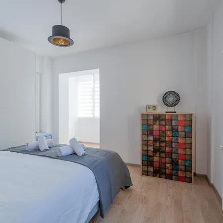 City Center-Cozy One Bedroom Apartment-2