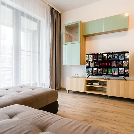 Politehnica Deluxe Apartment-2