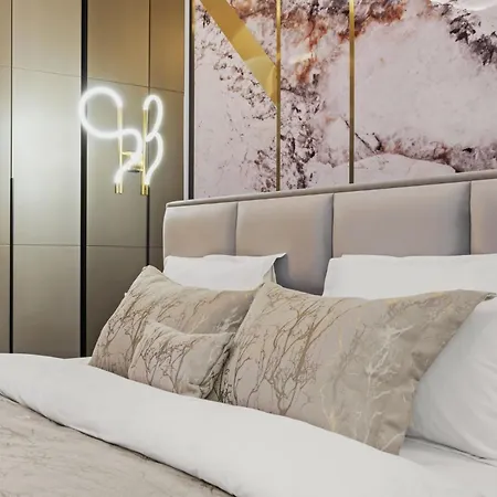 Central Two Rooms Apartment The Paradise Of Lights-3