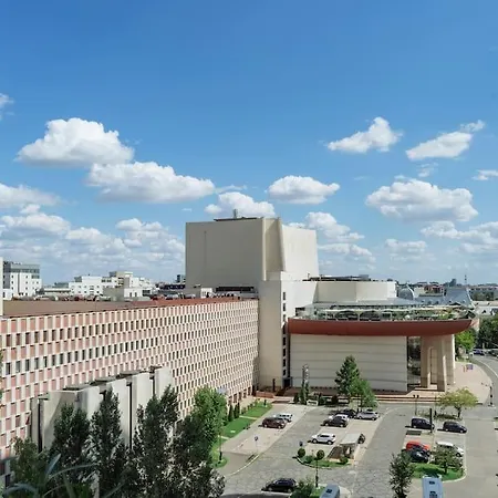 Rooftop Terrace Boho Apt City Center 2 Baths-3