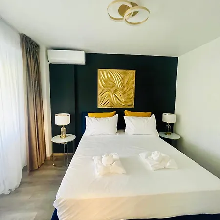 Metropole Apartments Central City-3