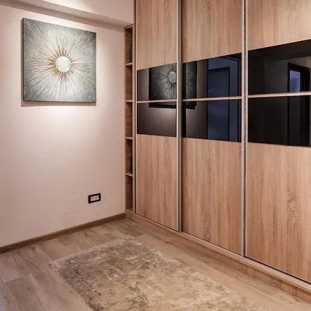 Chanttal Luxury - Fountain-2