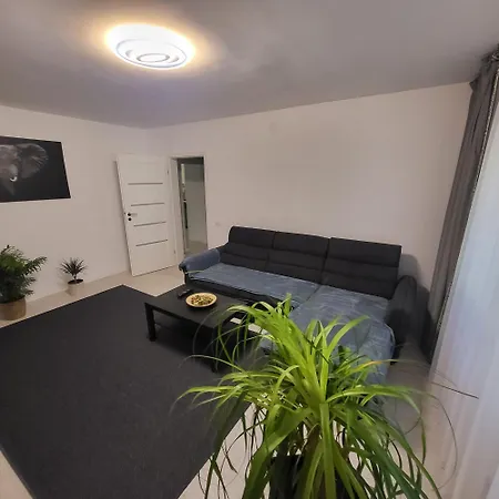 Vitan Apartment-3