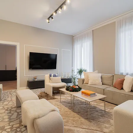 Loggia & Luxe 4Br Penthouse In Universitatii Area-2