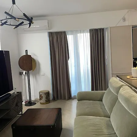 Fancy Apartment With 2Br-3