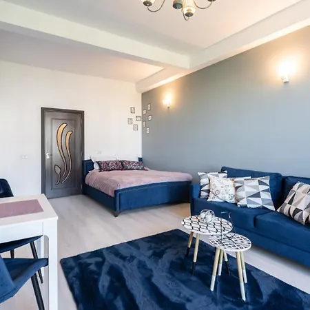 Bright And Cozy Apartment In The Bucharest Center-3