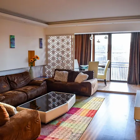 Executive Flat Two Rooms By Chr Luxury Property-3