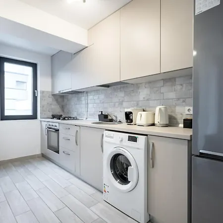 Kondo 9 - Stylish Studio In Roka Residence-3