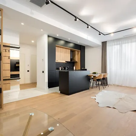 Eden - Elegant Retreat in Rosetti Luxury-3