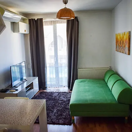 Cozy Two Rooms Downtown By Chr Luxury Propery-2