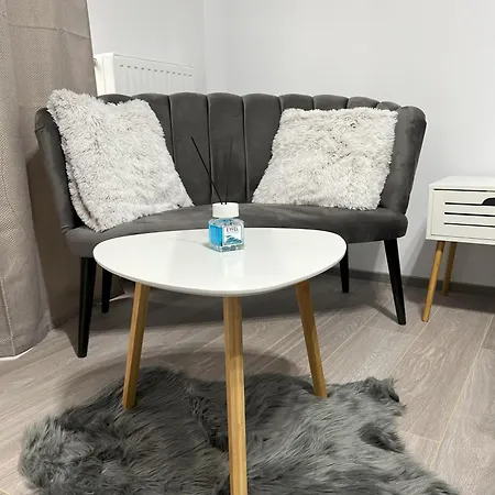 Refined Studio Haven At Exigent Plaza - 08-3