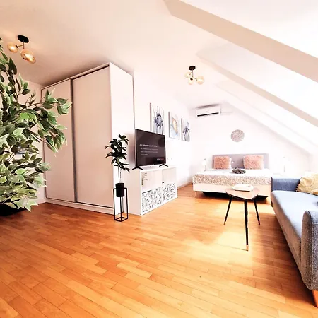 Bucharest Central Ee Apartment-3
