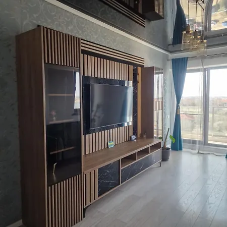 Apartament De Lux 2 Camere Cu Vedere Lacul Morii-2