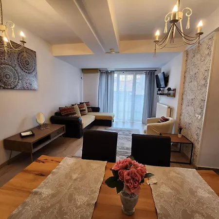 Morii Lake Apartment-3