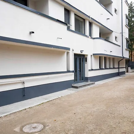 Luxe Suites Romana-2