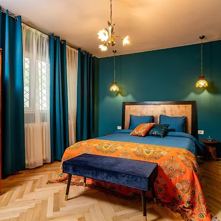 Eclectic Condo Romexpo 2Br Near Metro-3