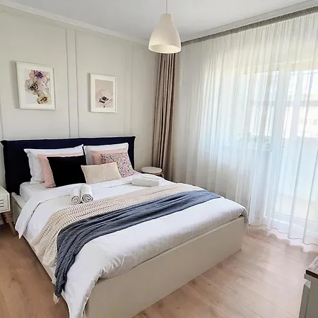 Cozy City Retreat, Obor Market & Metro-3