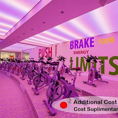 Yamaluxe Apartments - Pink & Gold With Many Facilities-2