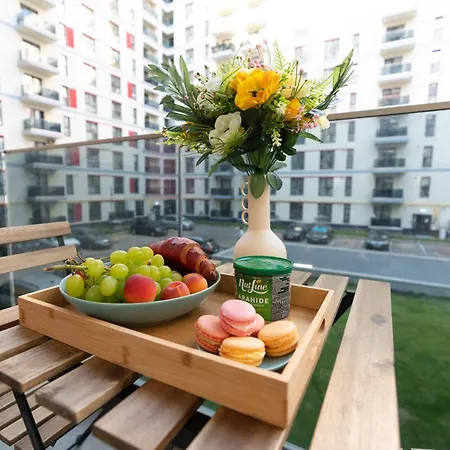 Soni Exclusive Apartments 1218 Plaza With Private Parking & Self Check-In-3