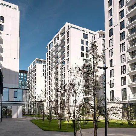Maze Modern 1 King Bed Apartment, Fast Wi-Fi, In One Cotroceni-3