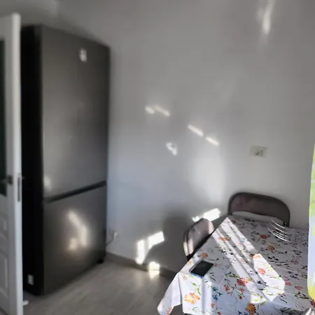 Gara De Nord 3 Rooms Apartment Superb City View-3