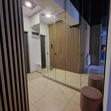 Apartament De Lux 2 Camere Cu Vedere Lacul Morii-3