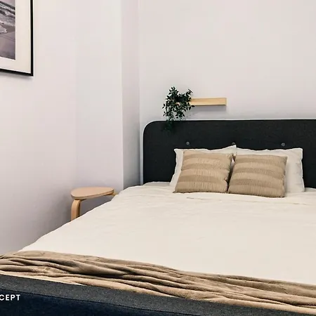 Stylish Central Apartments Near City Center-2