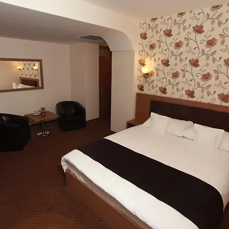 West Plaza Hotel-2