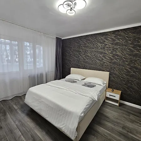 Apartament 3 dormitoare Trapezului-3