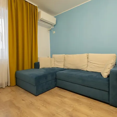 Turquoise Studio Nerva Traian-2