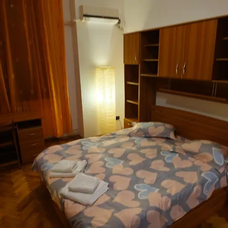 Apartament Athenee Palace Bucharest-3