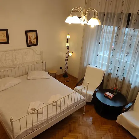 Apartament Athenee Palace Bucharest-2