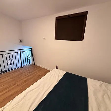 Piata Uniri Cozy Inn-3